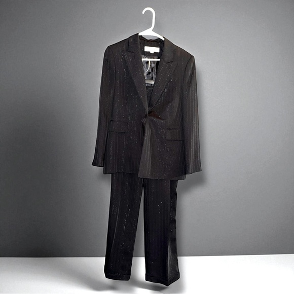Elegant Tahari ASL Size 12 Petite Black Silver Lurex Pinstripes Dressy Pantsuit - Picture 2 of 16